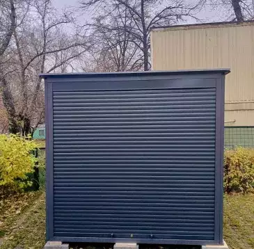 Компактный хозблок для хозяйственных принадлежностей с рольставнями в Таганский округ, г. Москва 