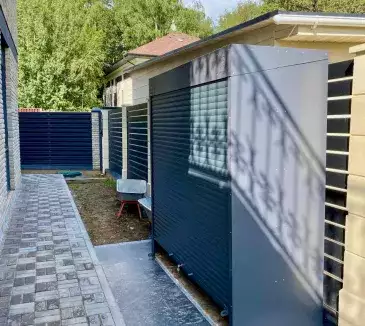 Шкаф для садовой техники и хозяйственных принадлежностей в графитовом цвете в дер. Новосельцево, г. Мытищи, МО